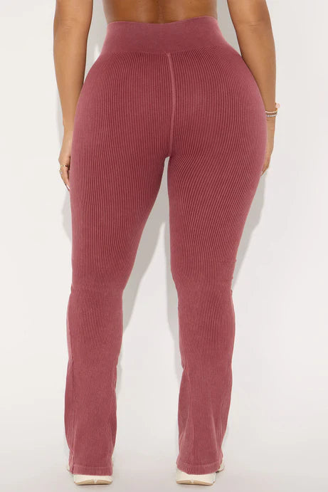 Pantalon évasé sans couture côtelé Mia - Sangria