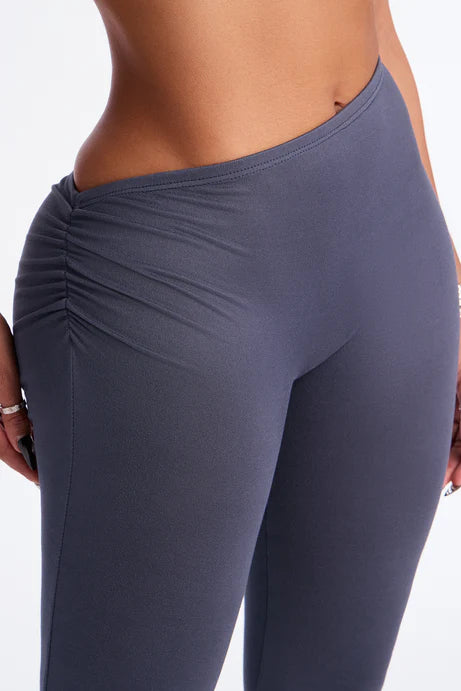 Legging taille basse asymétrique froncé Don't Peek - Charbon de bois