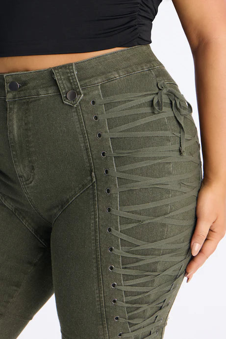 Pantalon évasé à lacets Tall After Hours 36′′ - Olive