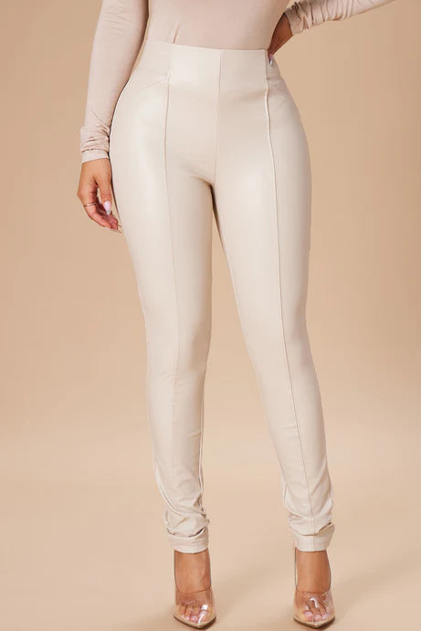 All Eyes On You Leggings en similicuir - Ivoire