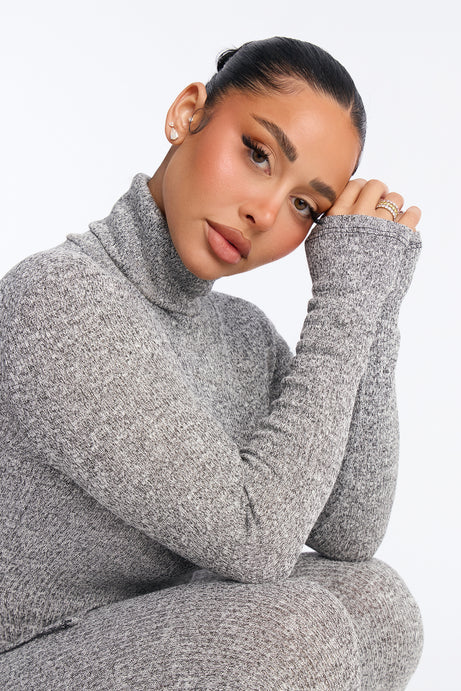 Ensemble pantalon évasé à col roulé Maya - Gris