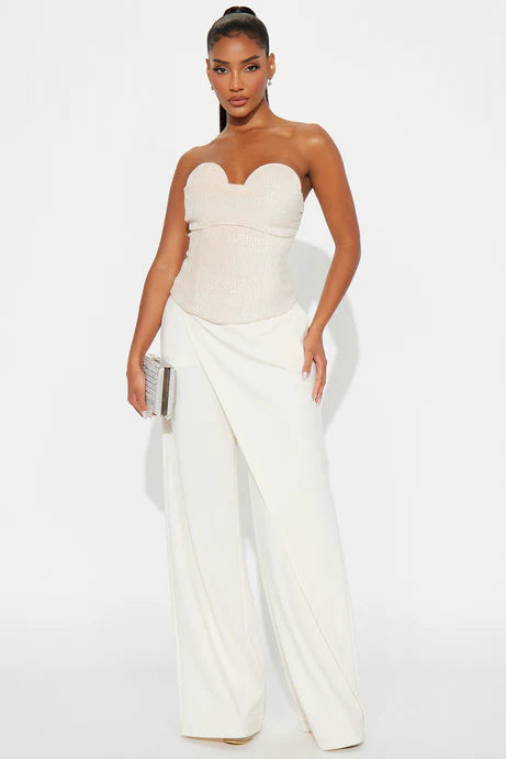 Flash sur corset à paillettes - Nu