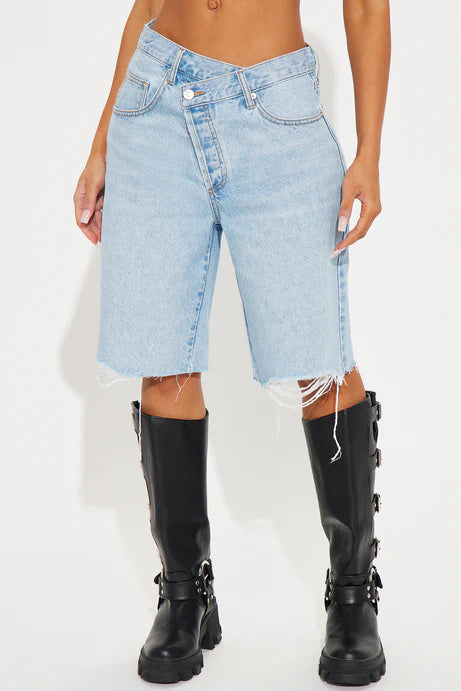 The Crossover Baggy Denim Jorts - Lavage léger
