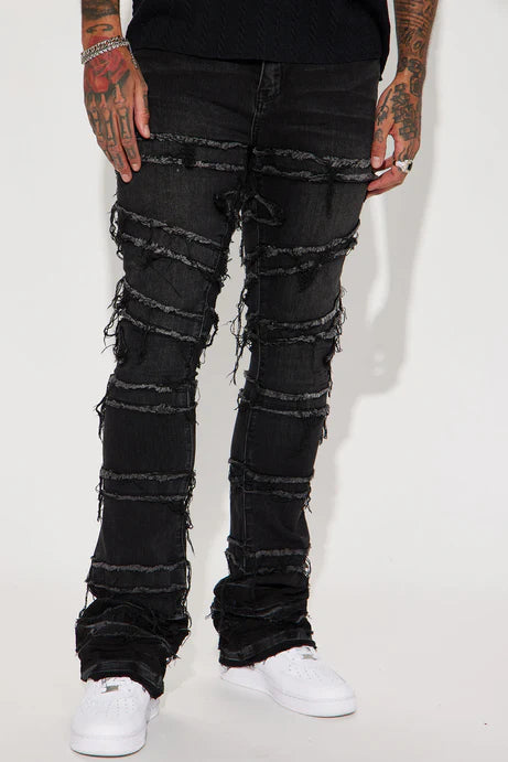 À propos du jean évasé skinny Stacked Fray - Noir Wash