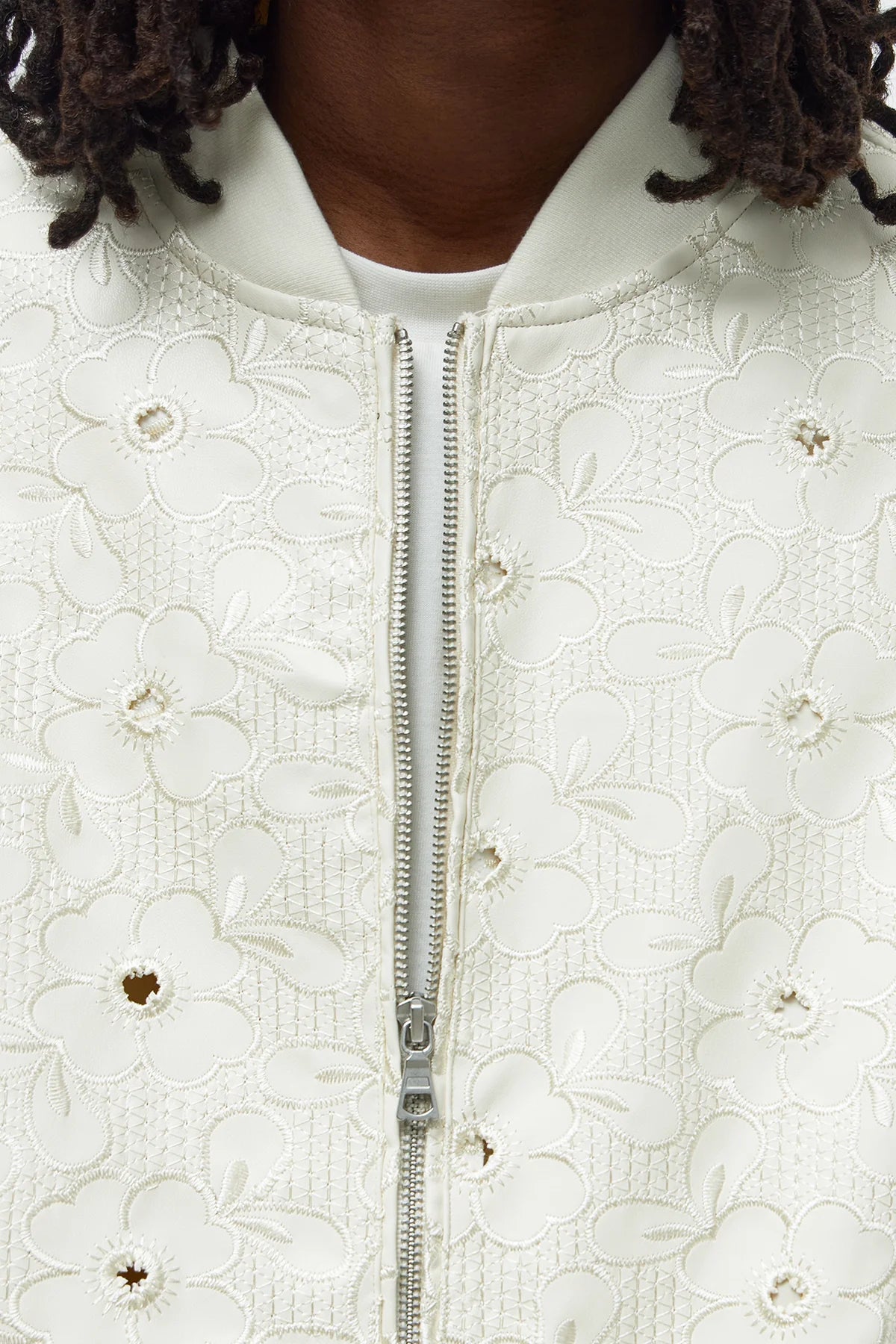 Blouson aviateur floral brodé en faux cuir décontracté - Blanc cassé