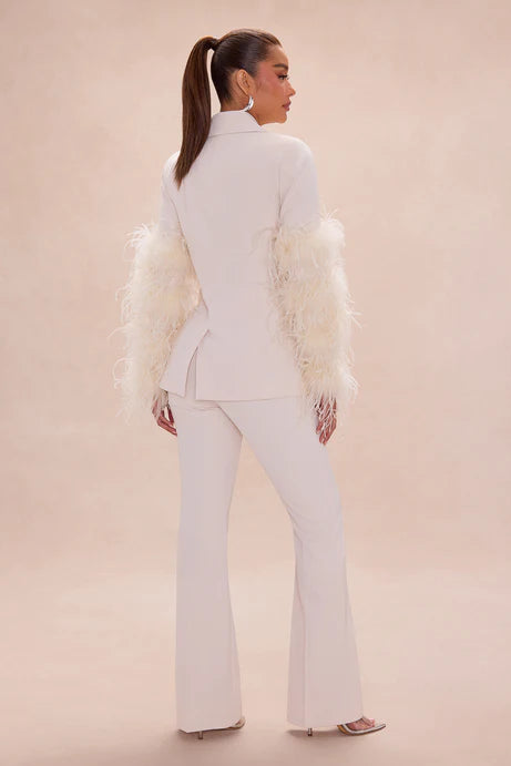 Ensemble pantalon blazer à plumes Miranda - Beige