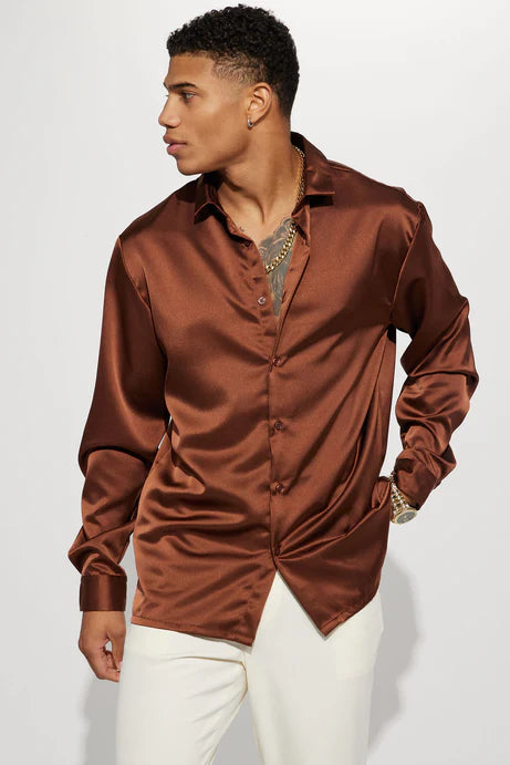 Chemise boutonnée en satin à manches longues Links - Chocolat