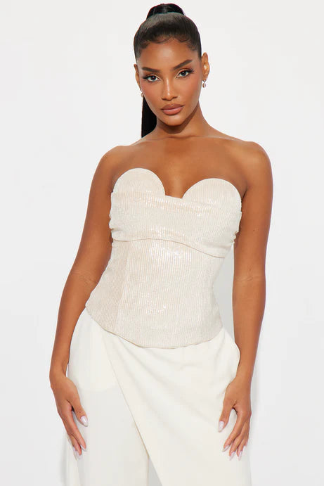 Flash sur corset à paillettes - Nu