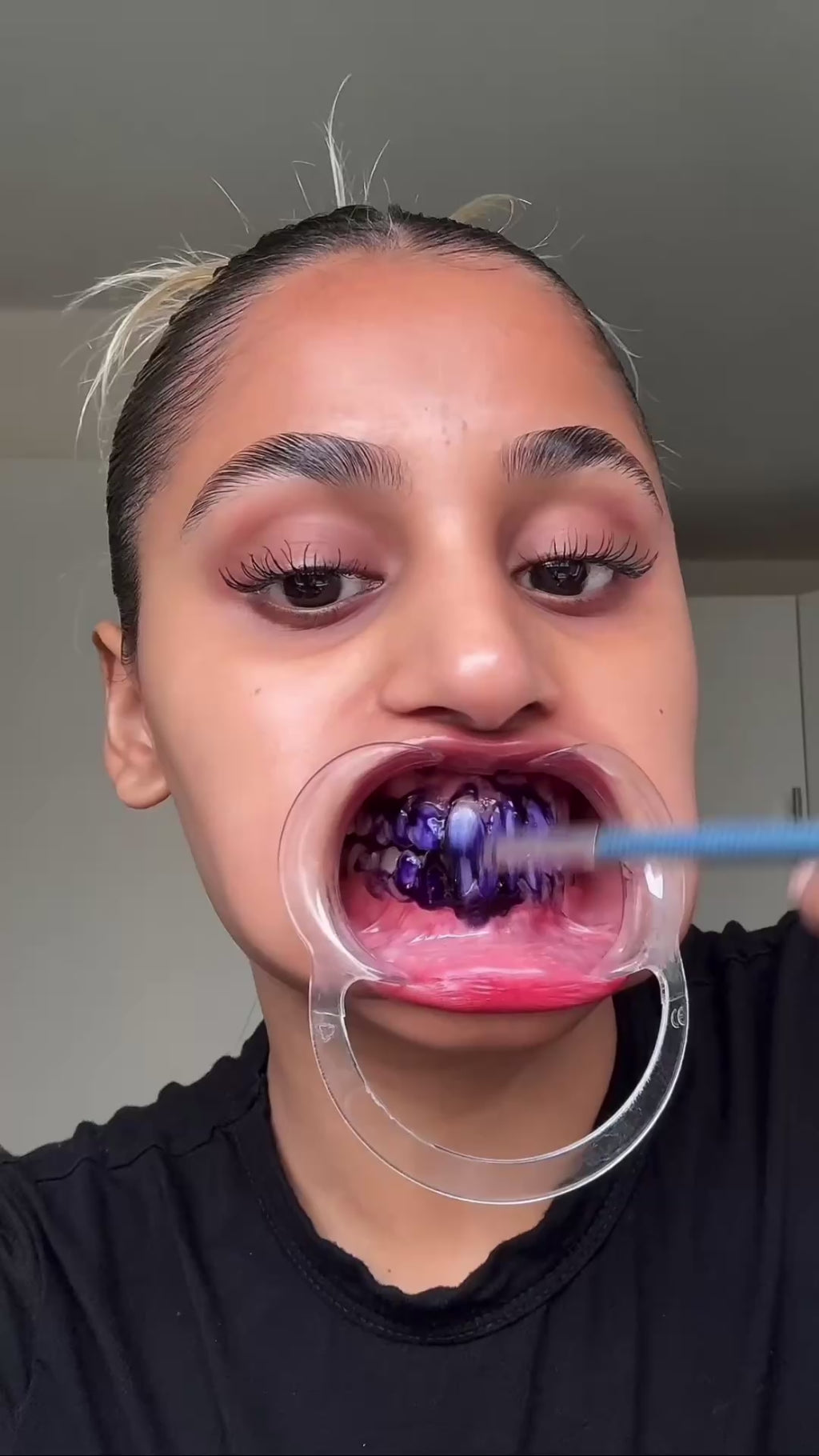 Maison-Veluxe™ Sérum Blanchissant V34